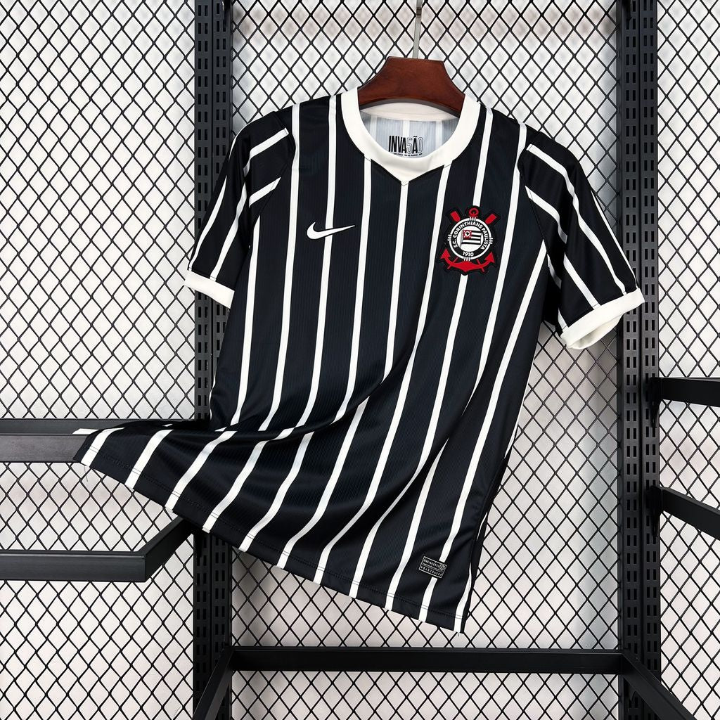 CORINTHIANS 26-27 BORTATRÖJA