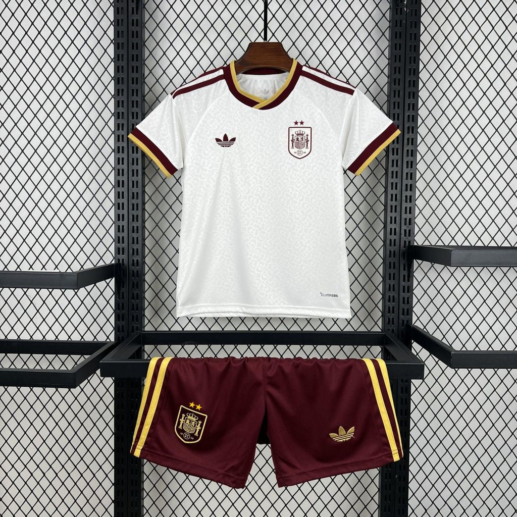 SPANIEN BARN 2026 BORTATRÖJA ( 2 STJÄRNOR )