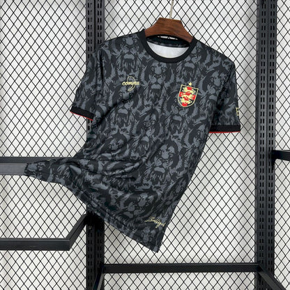ENGLAND X COMMA - SPECIAL EDITION
