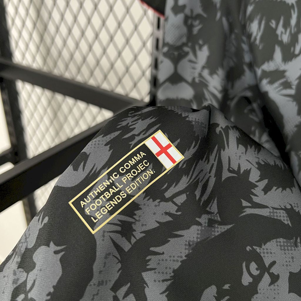 ENGLAND X COMMA - SPECIAL EDITION