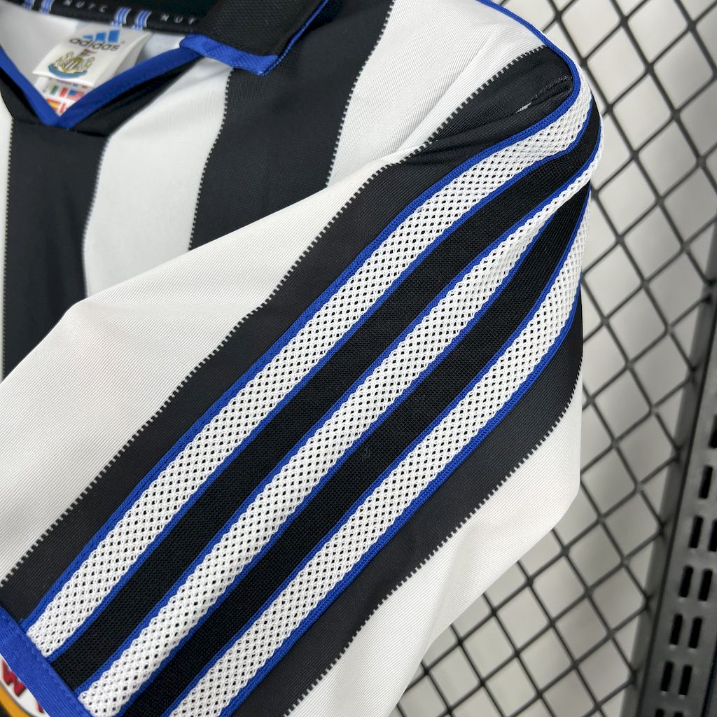 NEWCASTLE RETRO 99-00 HEMMATRÖJA