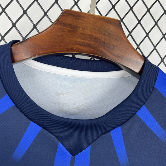 URUGUAY 2026 BORTATRÖJA