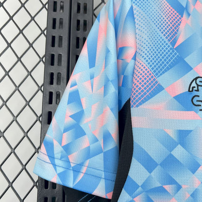 SCHWEIZ 2026 BORTATRÖJA