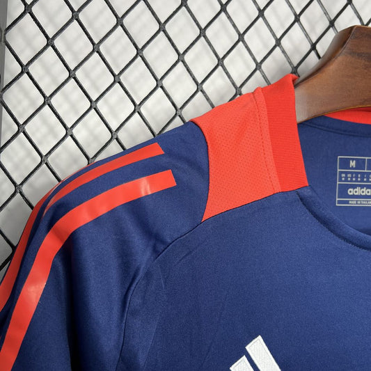 MANCHESTER UNITED - TRAINING SHIRT
