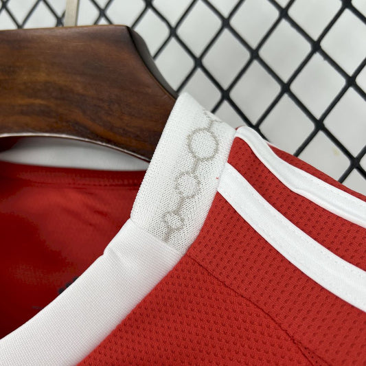 MAILLOT INTERNACIONAL 25-26 DOMICILE