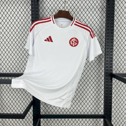 INTERNACIONAL 25-26 BORTATRÖJA