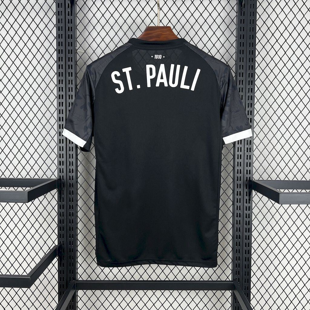 ST. PAULI 25-26 TREDJETRÖJA