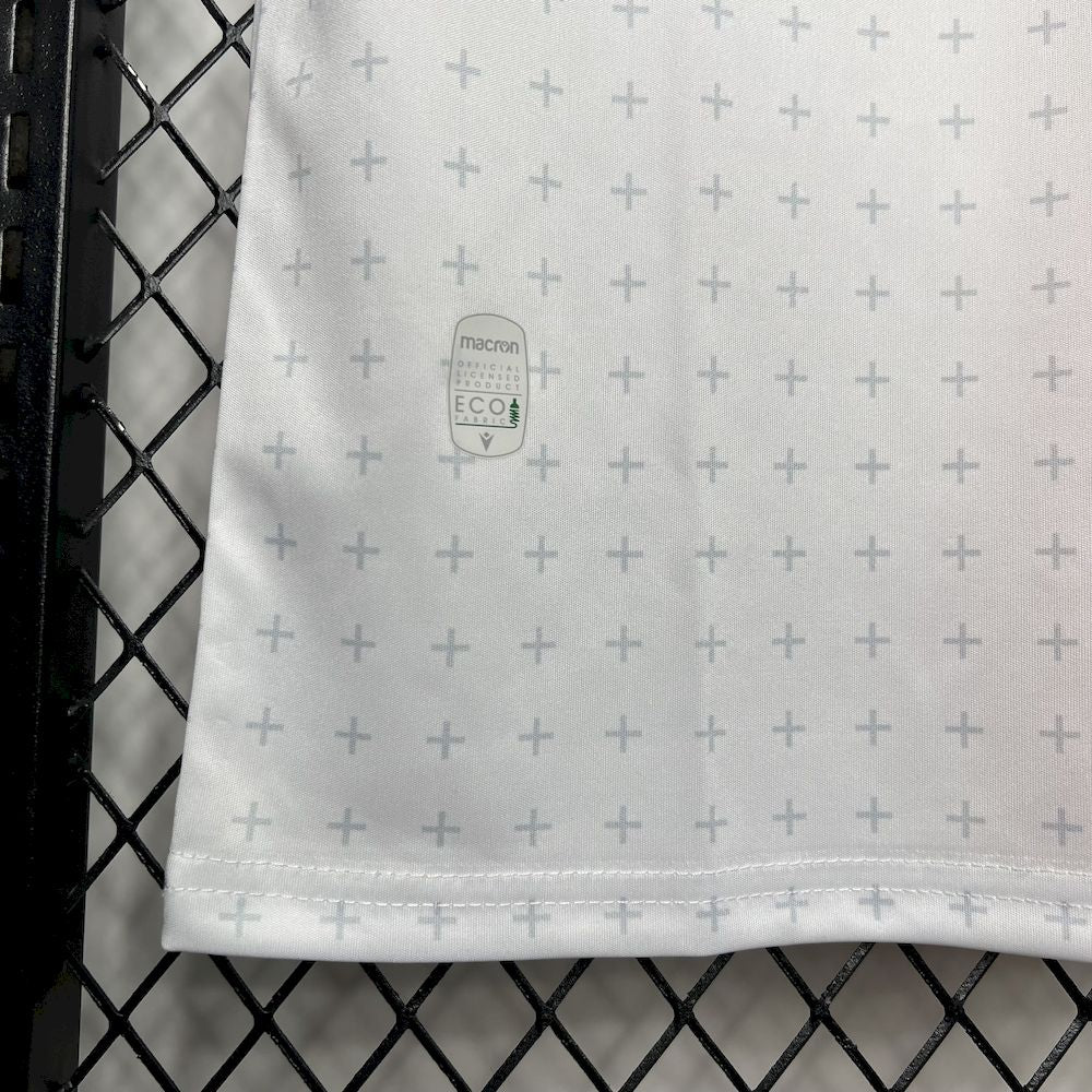 GEORGIEN 24-25 HEMMATRÖJA