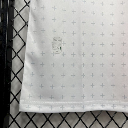 GEORGIEN 24-25 HEMMATRÖJA