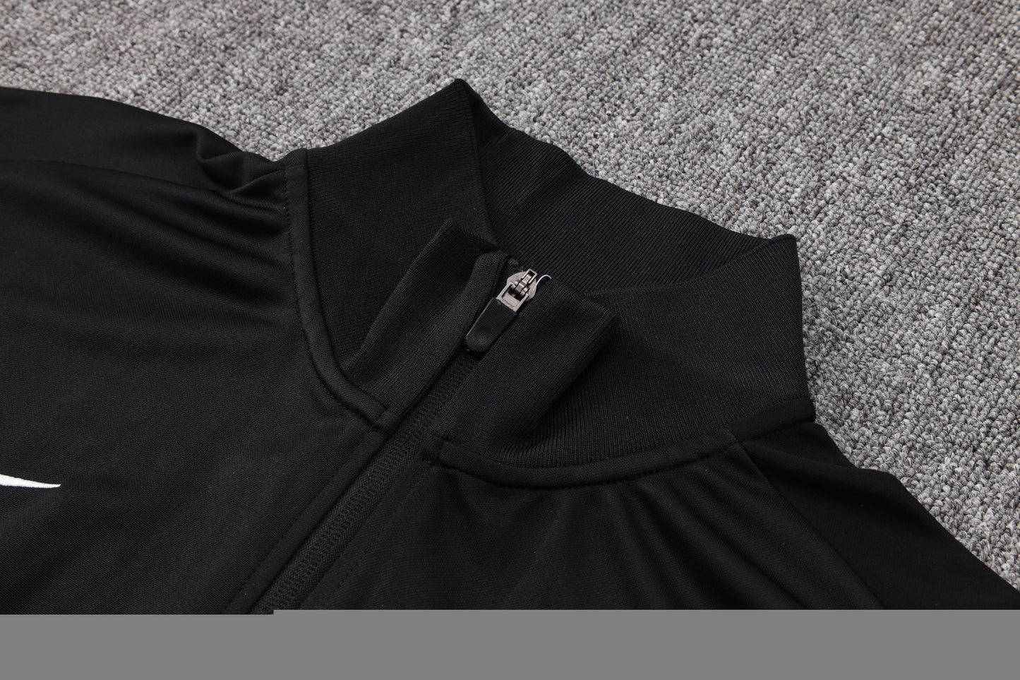 BARCELOAN - TRACKSUIT