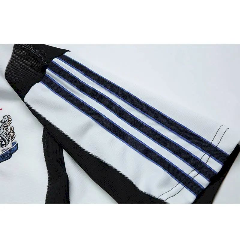 NEWCASTLE RETRO 95-97 HEMMATRÖJA