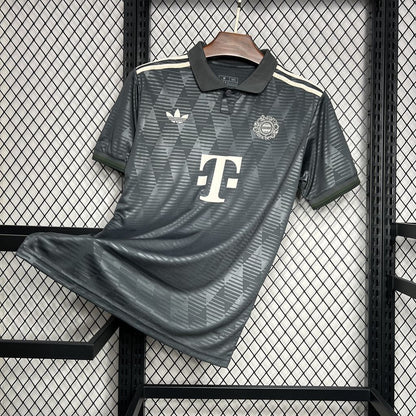 BAYERN MUNCHEN - SPECIAL EDITION