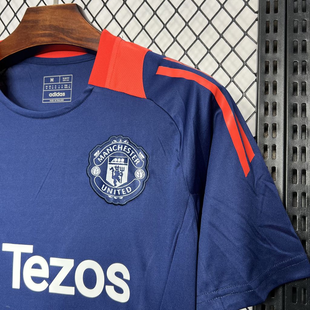 MANCHESTER UNITED - TRÄNINGSTRÖJA