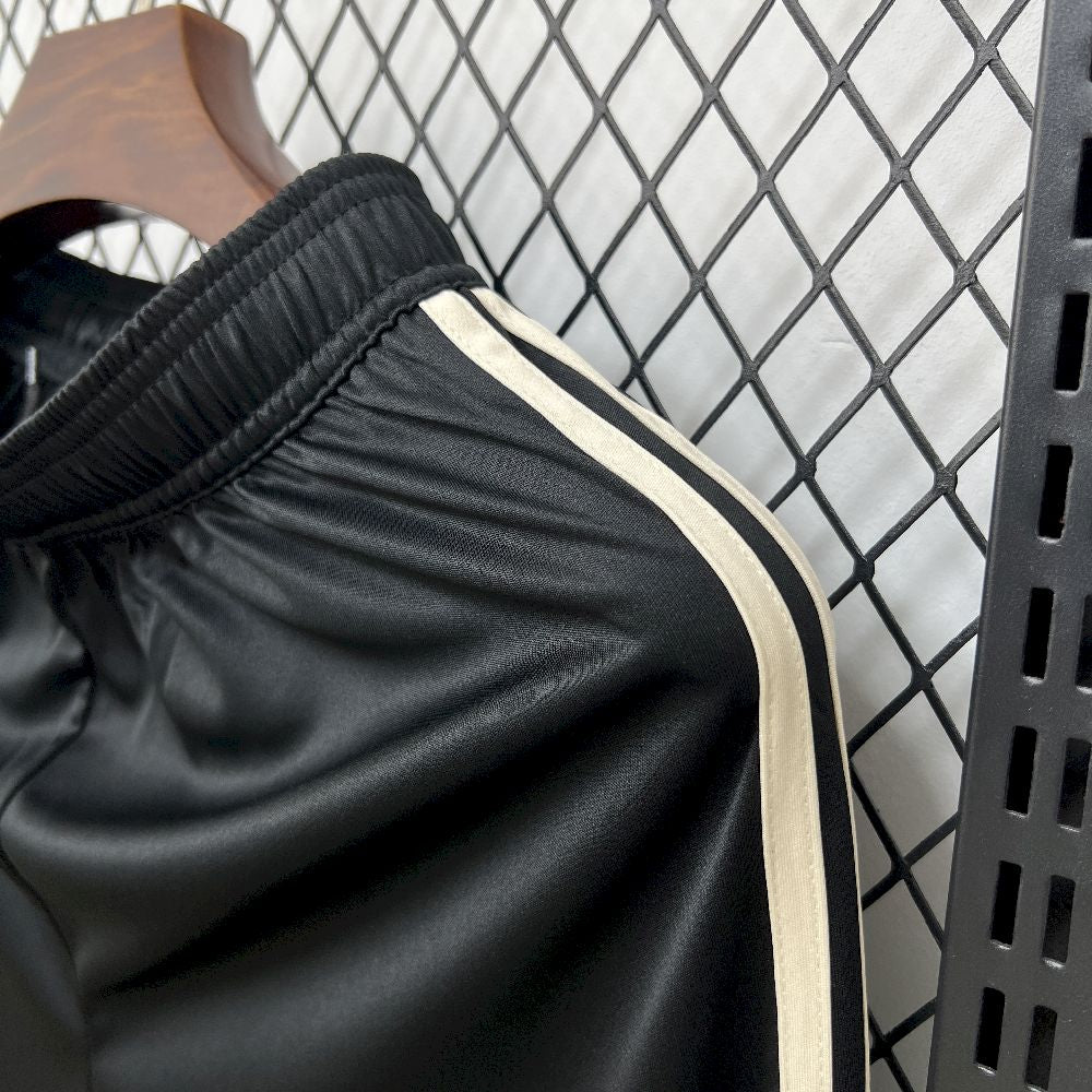 BAYERN MUNCHEN 25-26 TREDJETRÖJA