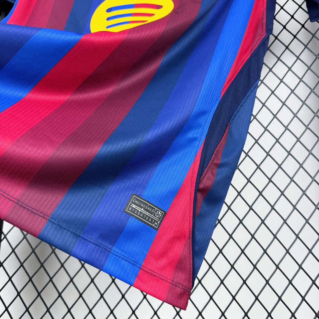 BARCELONA 26-27 HEMMATRÖJA