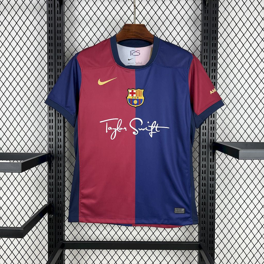 BARCELONA X TAYLOR SWIFT 24-25 HEMMATRÖJA