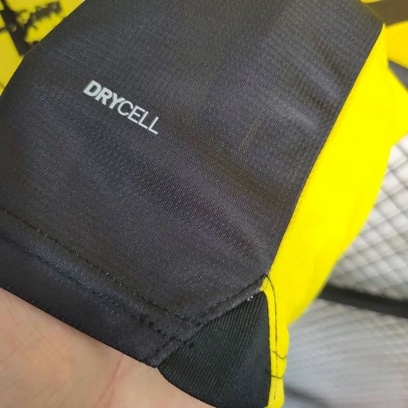 DORTMUND 23-24 HEMMATRÖJA