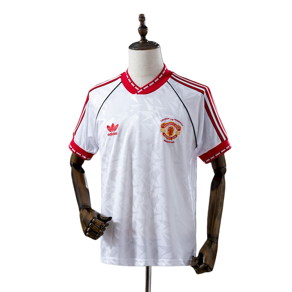 MANCHESTER UNITED RETRO - SPECIAL EDITION
