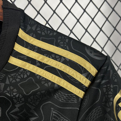 BAYERN MUNCHEN - SPECIAL EDITION