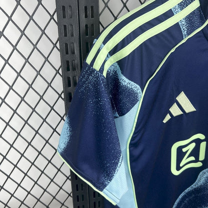 AJAX 25-26 BORTATRÖJA