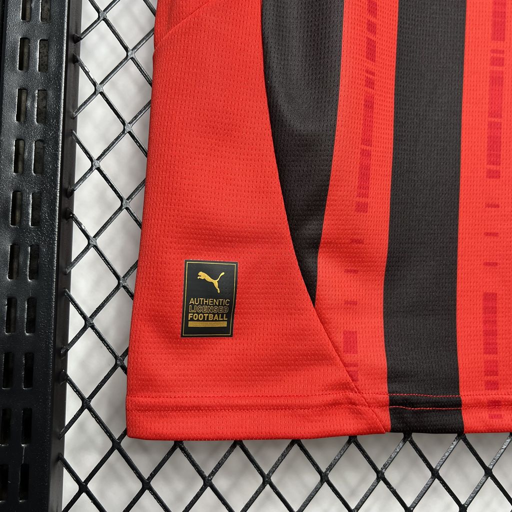 AC MILAN 24-25 HEMMATRÖJA