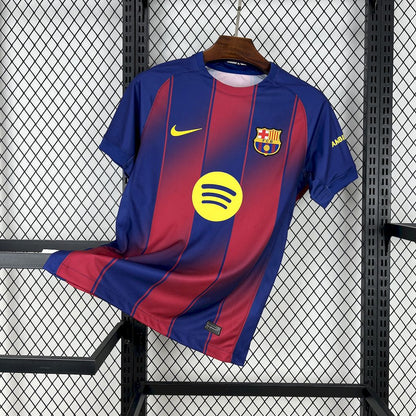 BARCELONA 25-26 HEMMATRÖJA