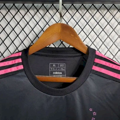 JAPAN - SPECIAL EDITION