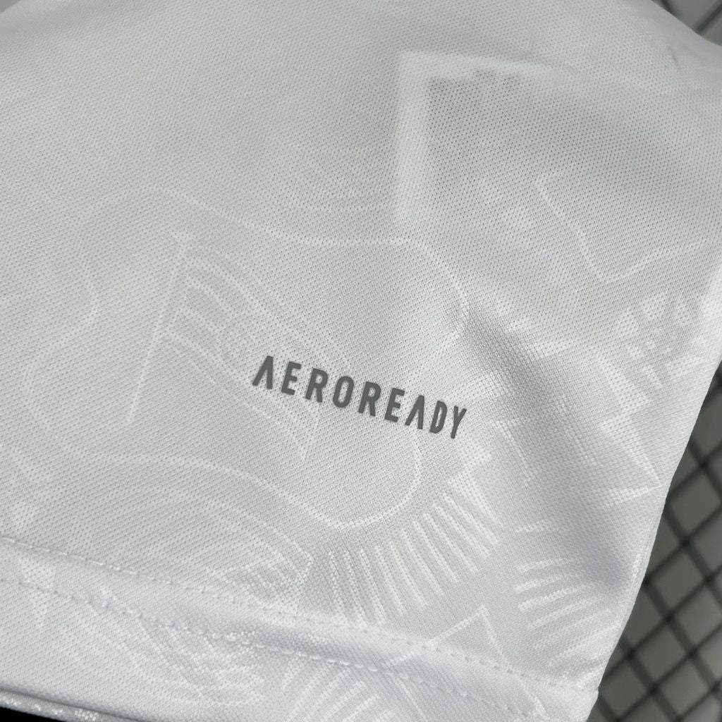 BAYERN MUNCHEN - SPECIAL EDITION