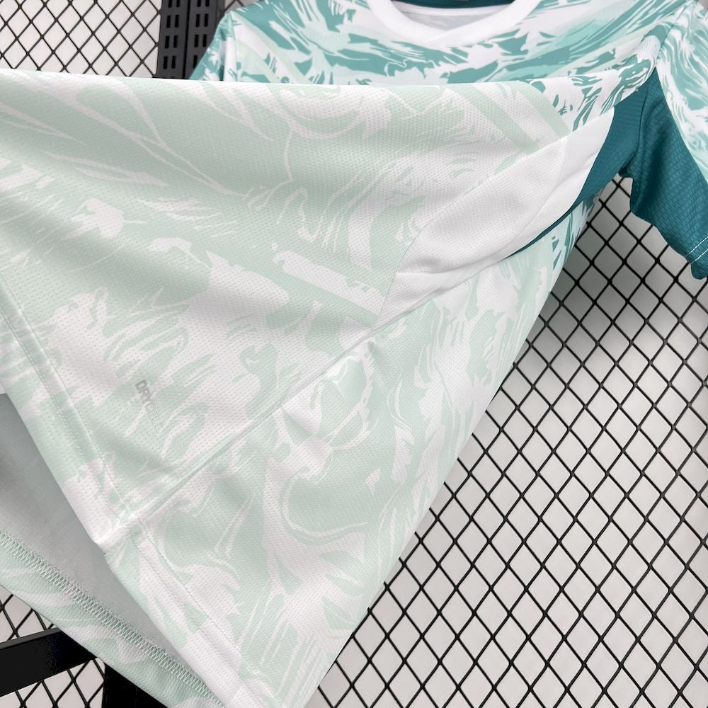 PORTUGAL 2026 BORTATRÖJA