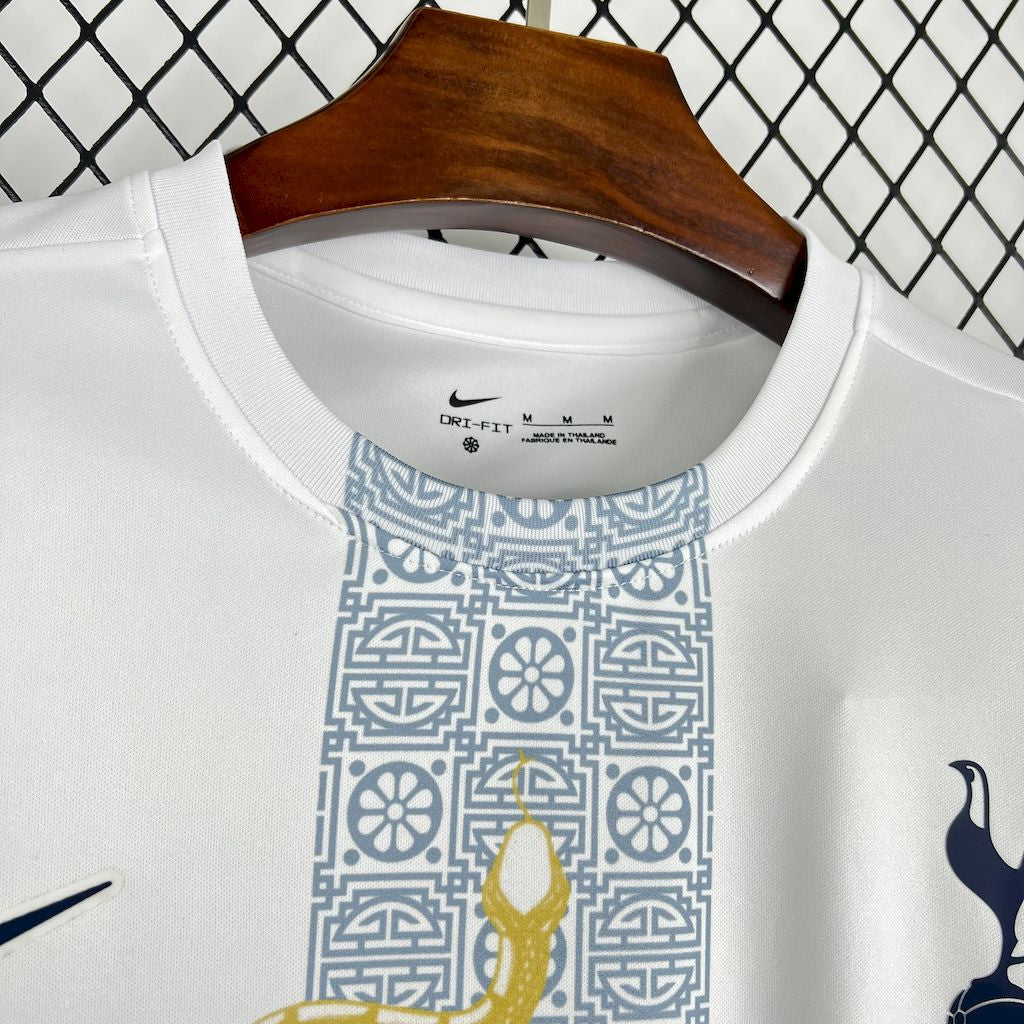 TOTTENHAM - SPECIAL EDITION