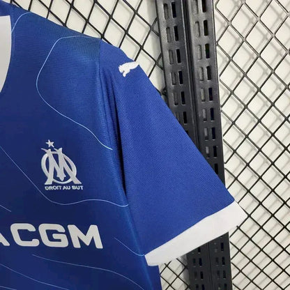 MARSEILLE 23-24 BORTATRÖJA