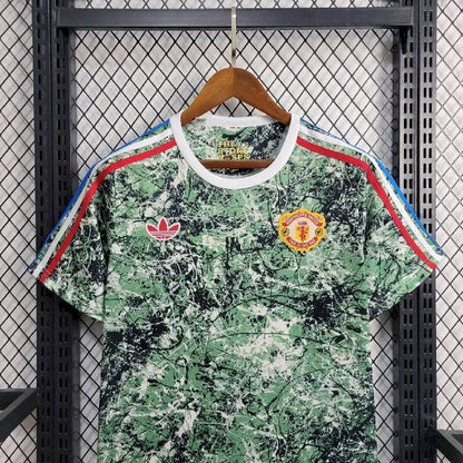 MANCHESTER UNITED - SPECIAL EDITION