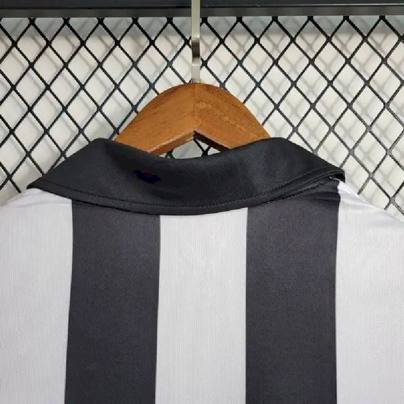 NEWCASTLE RETRO - SPECIAL EDITION
