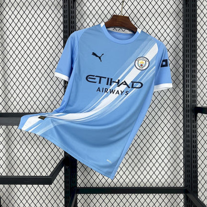 MANCHESTER CITY 25-26 HEMMATRÖJA
