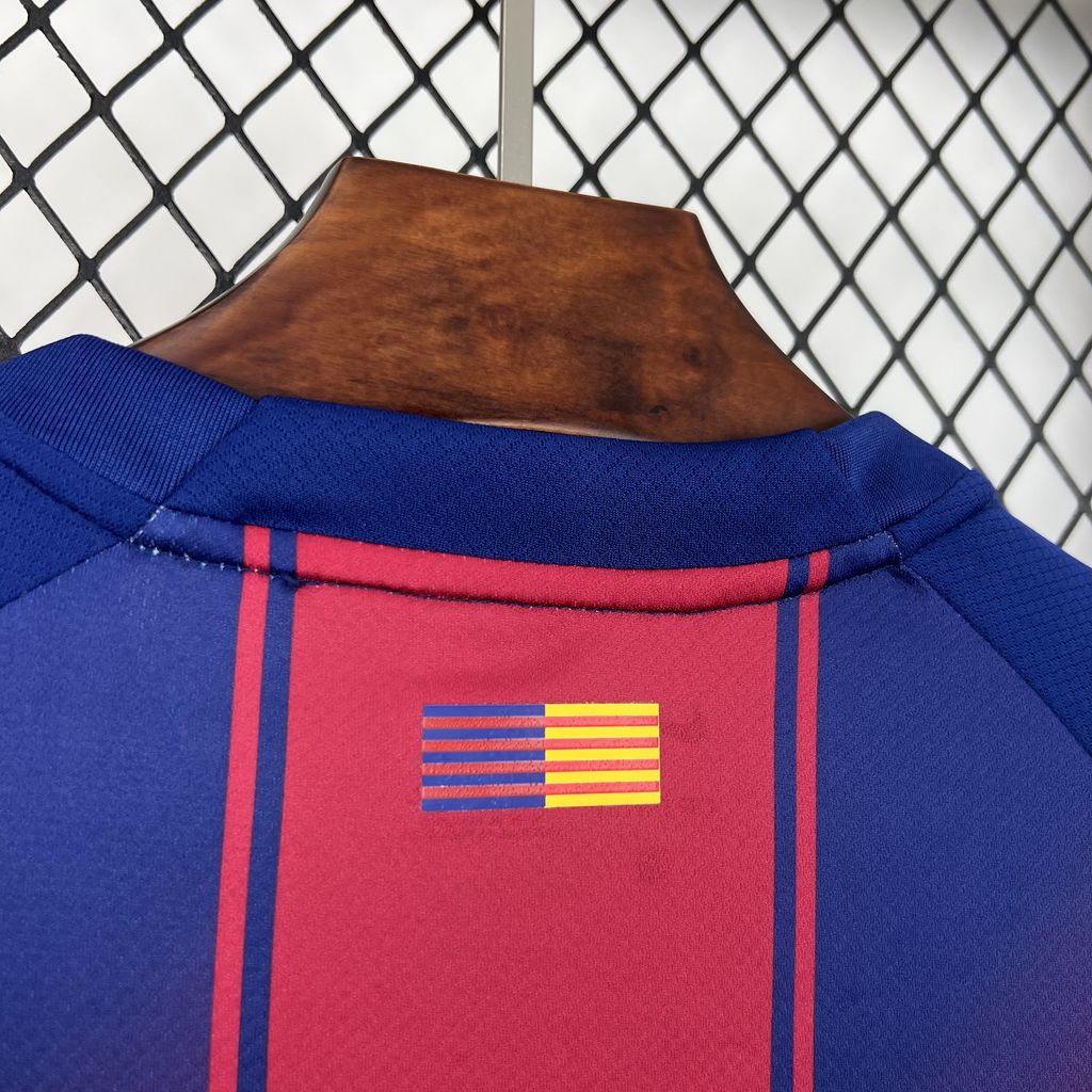 BARCELONA X OLIVIA RODRIGO 25-26 HEMMATRÖJA