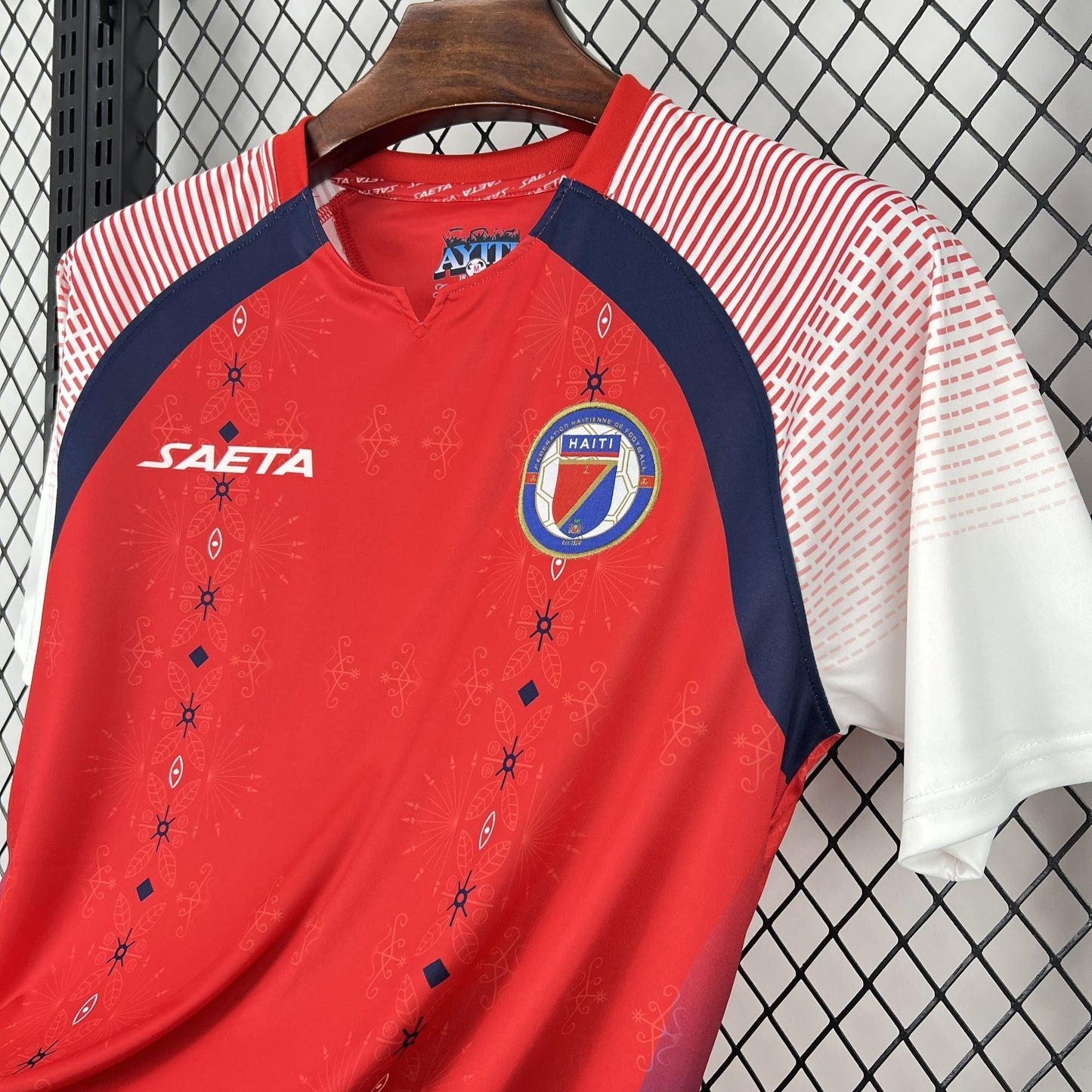 HAITI 2026 TREDJETRÖJA