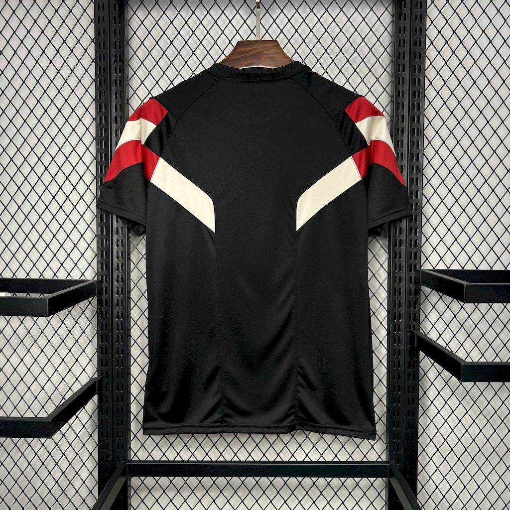 MANCHESTER UNITED - SPECIAL EDITION