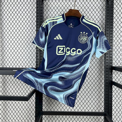 AJAX 25-26 BORTATRÖJA