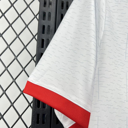 KAP VERDE 23-24 BORTATRÖJA