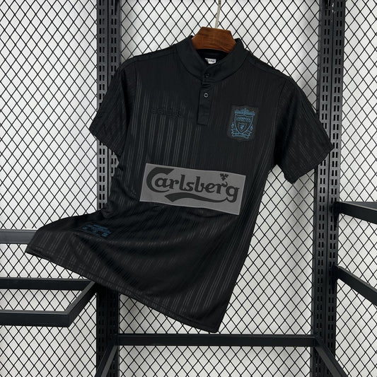 LIVERPOOL RETRO - SPECIAL EDITION