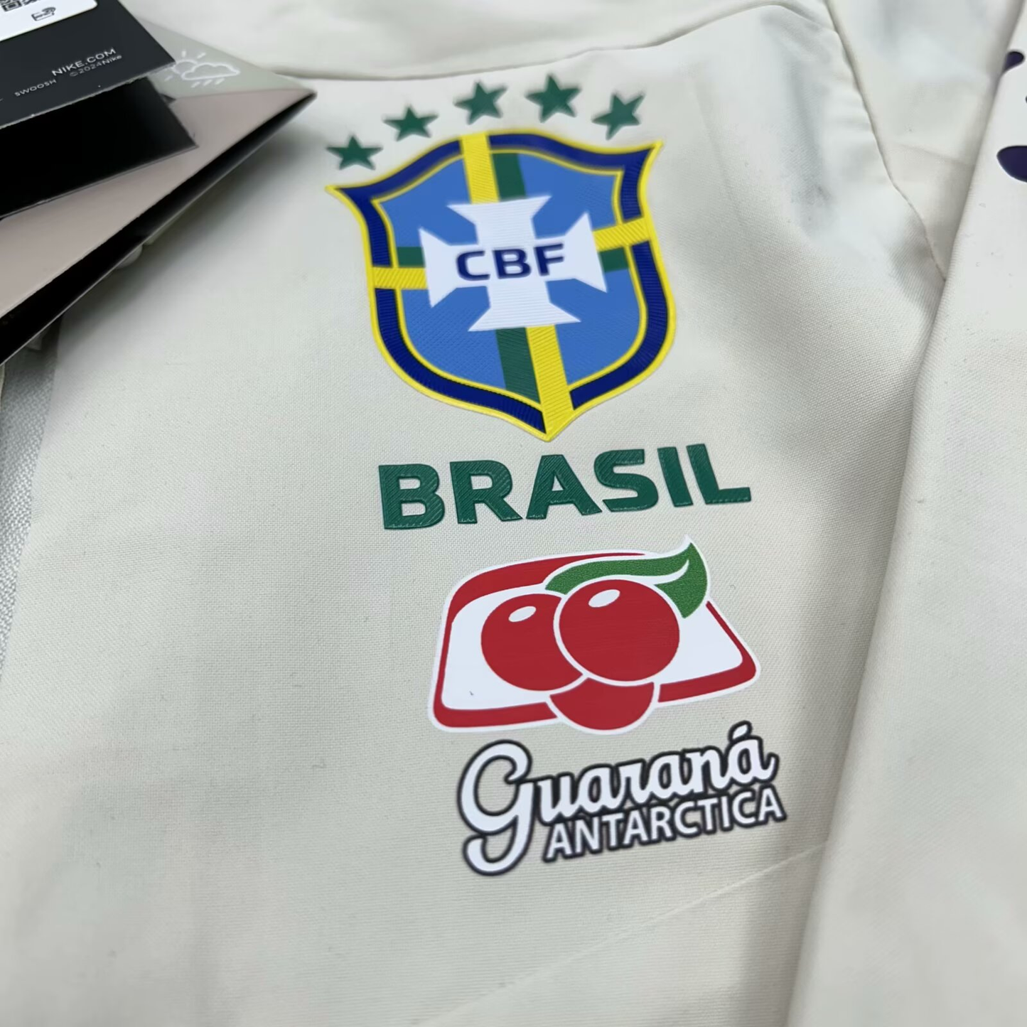 BRASILIEN - VINDJACKA