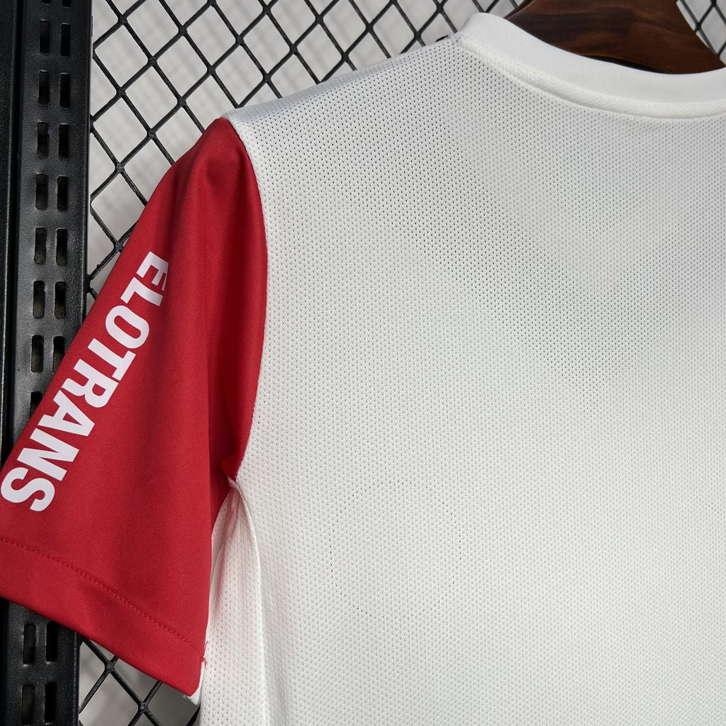 FRANKFURT 24-25 HEMMATRÖJA