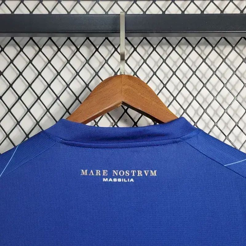 MARSEILLE 23-24 BORTATRÖJA