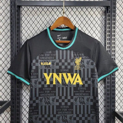 LIVERPOOL X LEBRON JAMES - SPECIAL EDITION