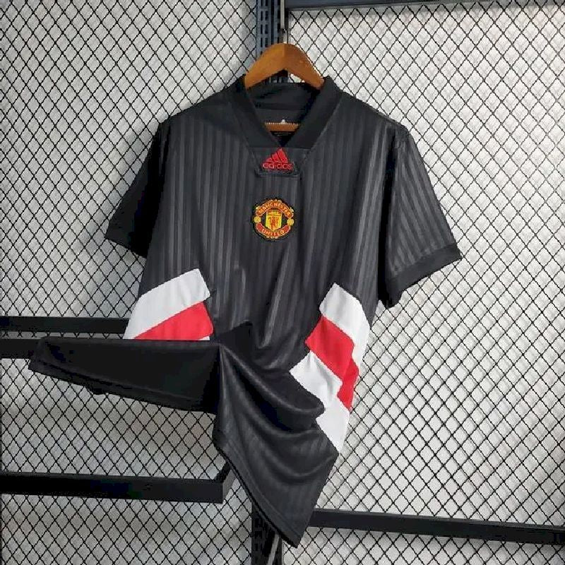 MANCHESTER UNITED RETRO - SPECIAL EDITION
