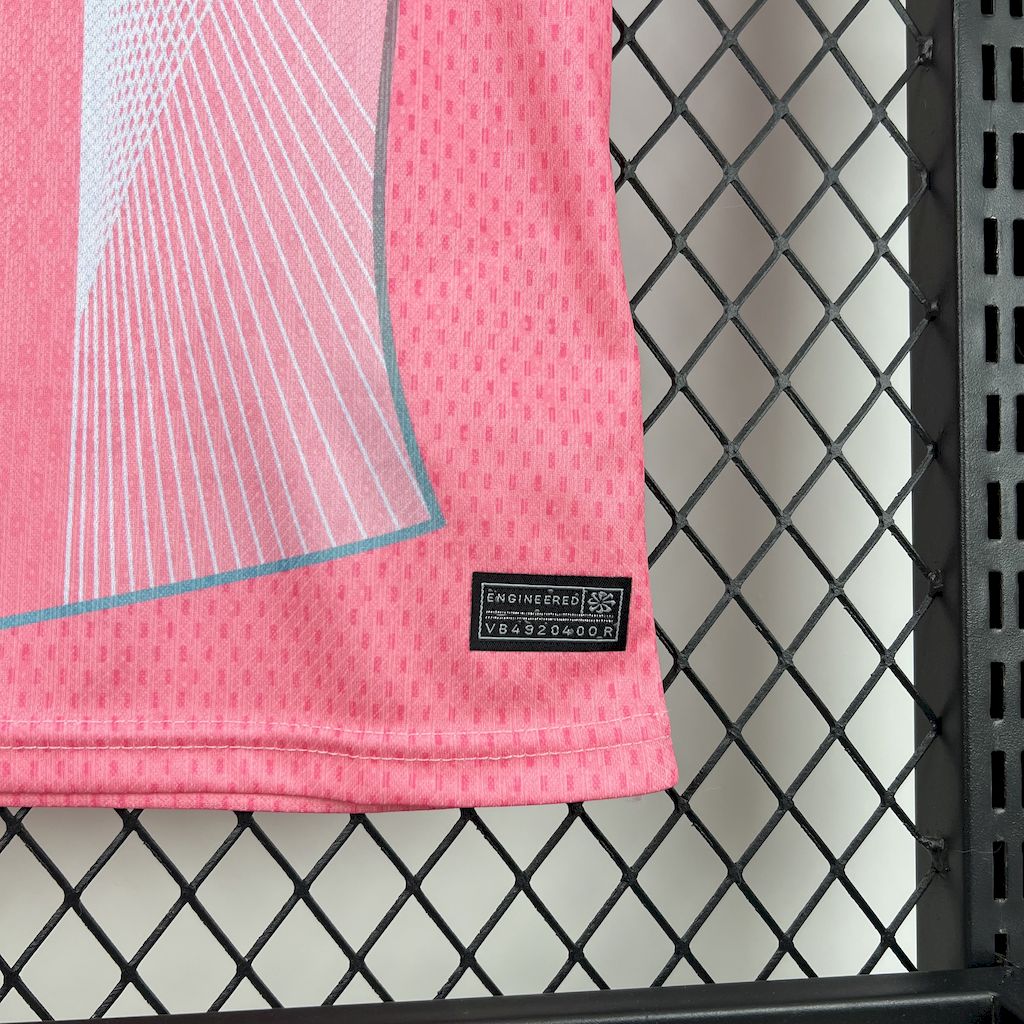 BARCELONA BARN - SPECIAL EDITION KIT