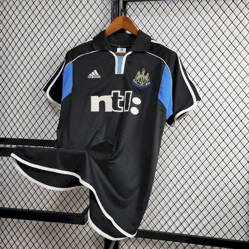 NEWCASTLE RETRO 01-02 BORTATRÖJA
