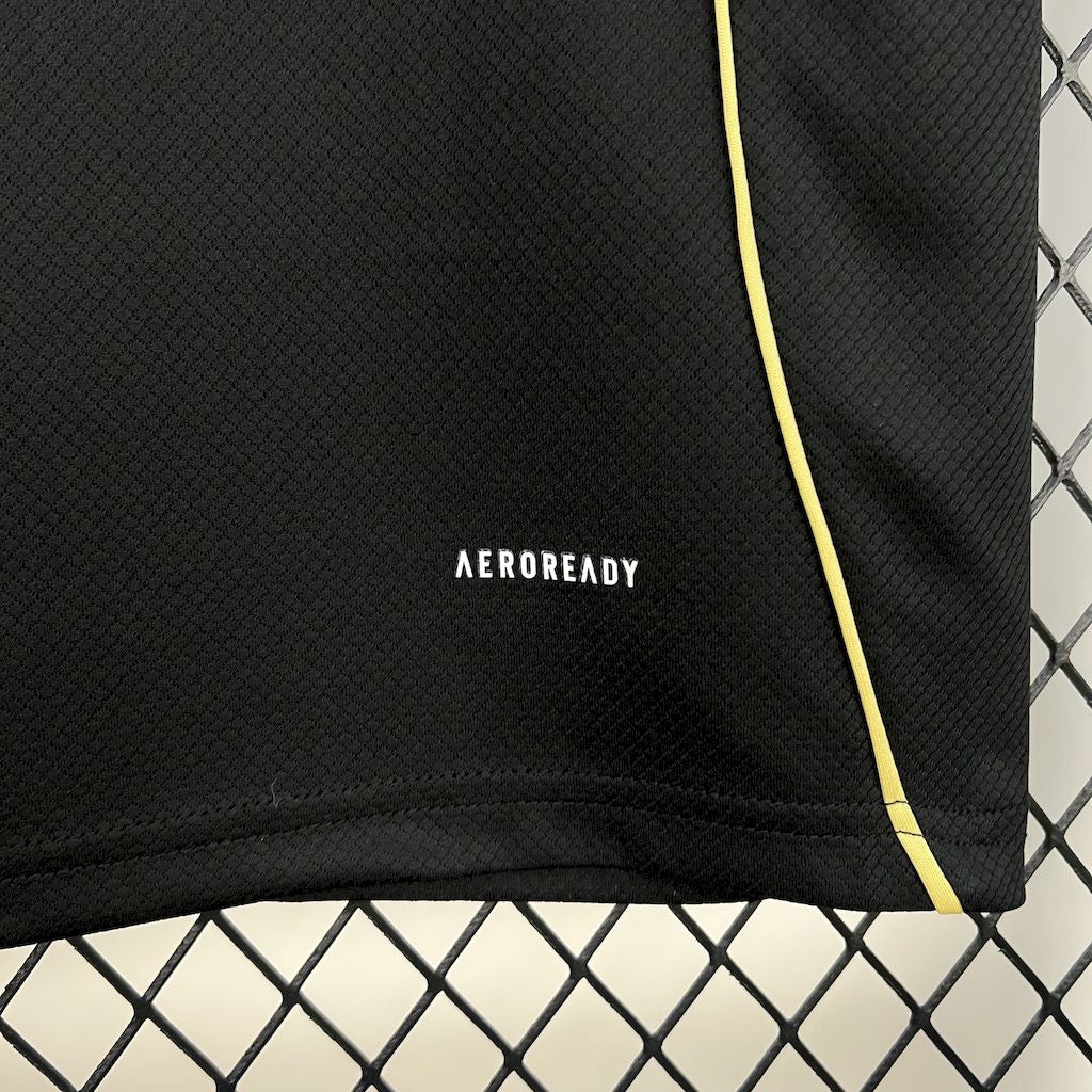 LIVERPOOL - SPECIAL EDITION